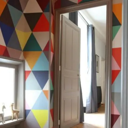 Appartement Sauxillanges, 3 Pieces, 4 Personnes - Fr-1-630-97